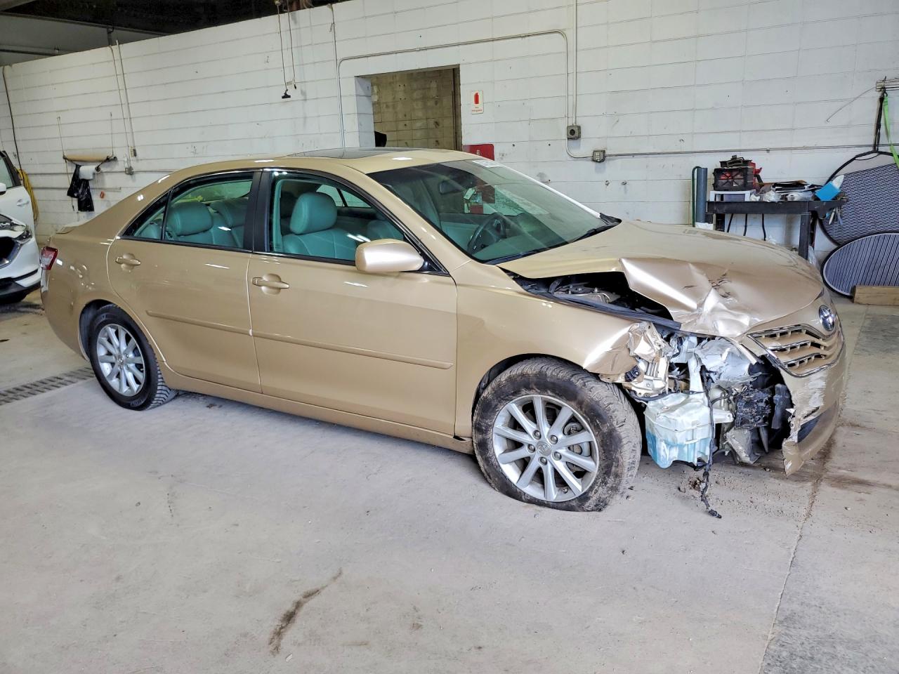 Toyota Camry Xle