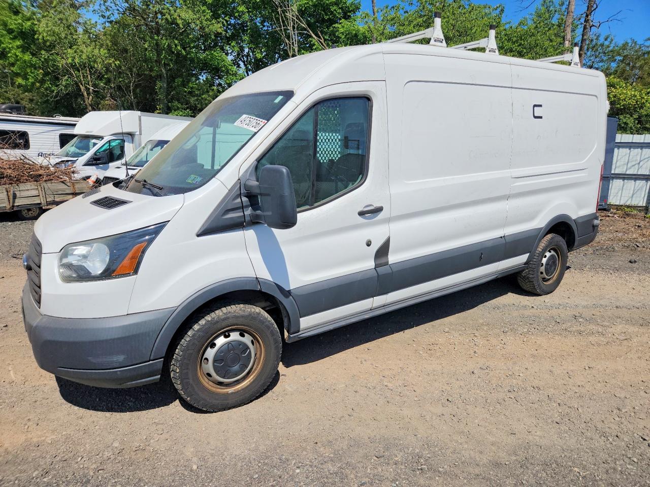 Salvage Ford Transit Image