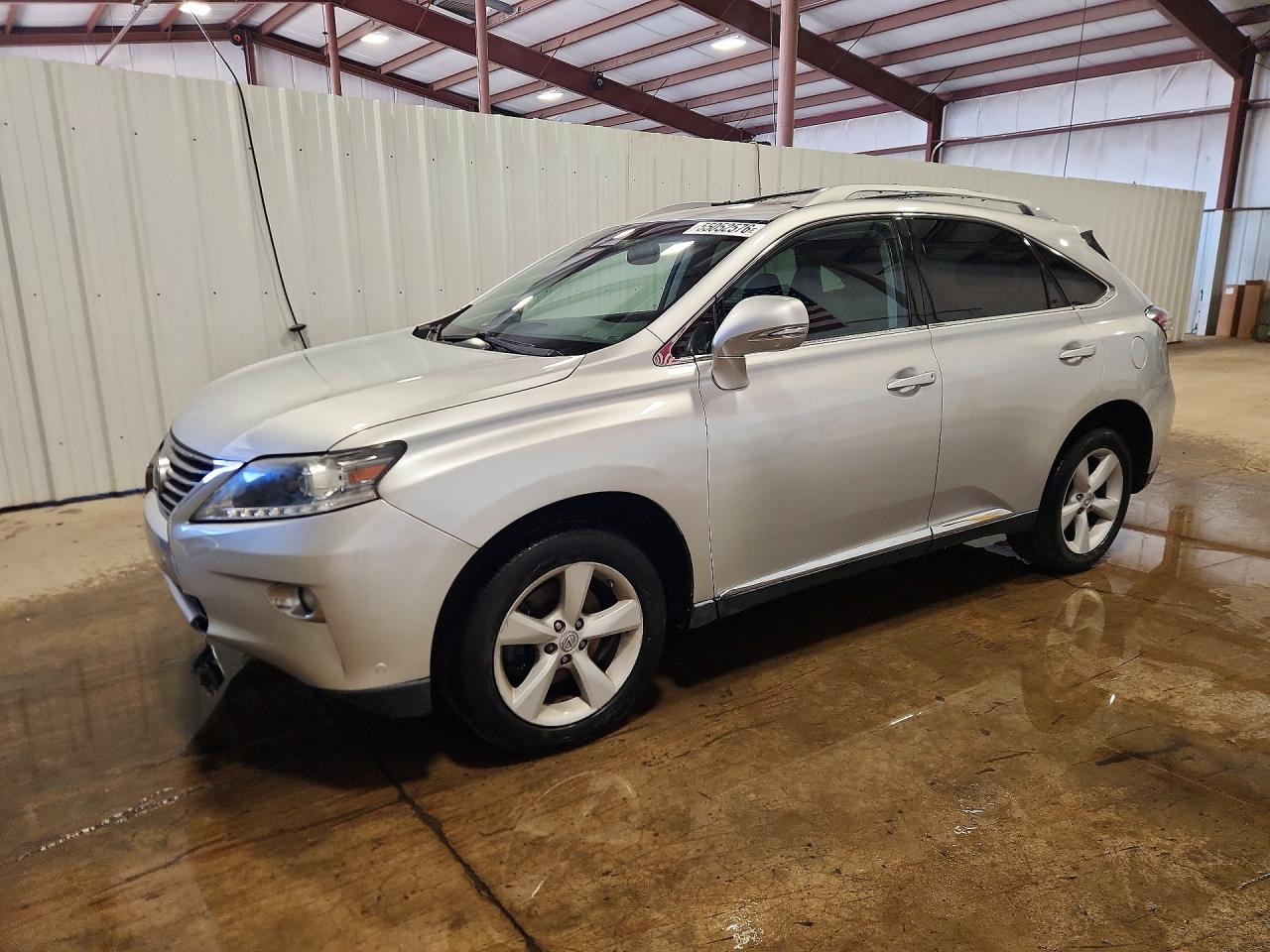 Salvage Lexus RX Image