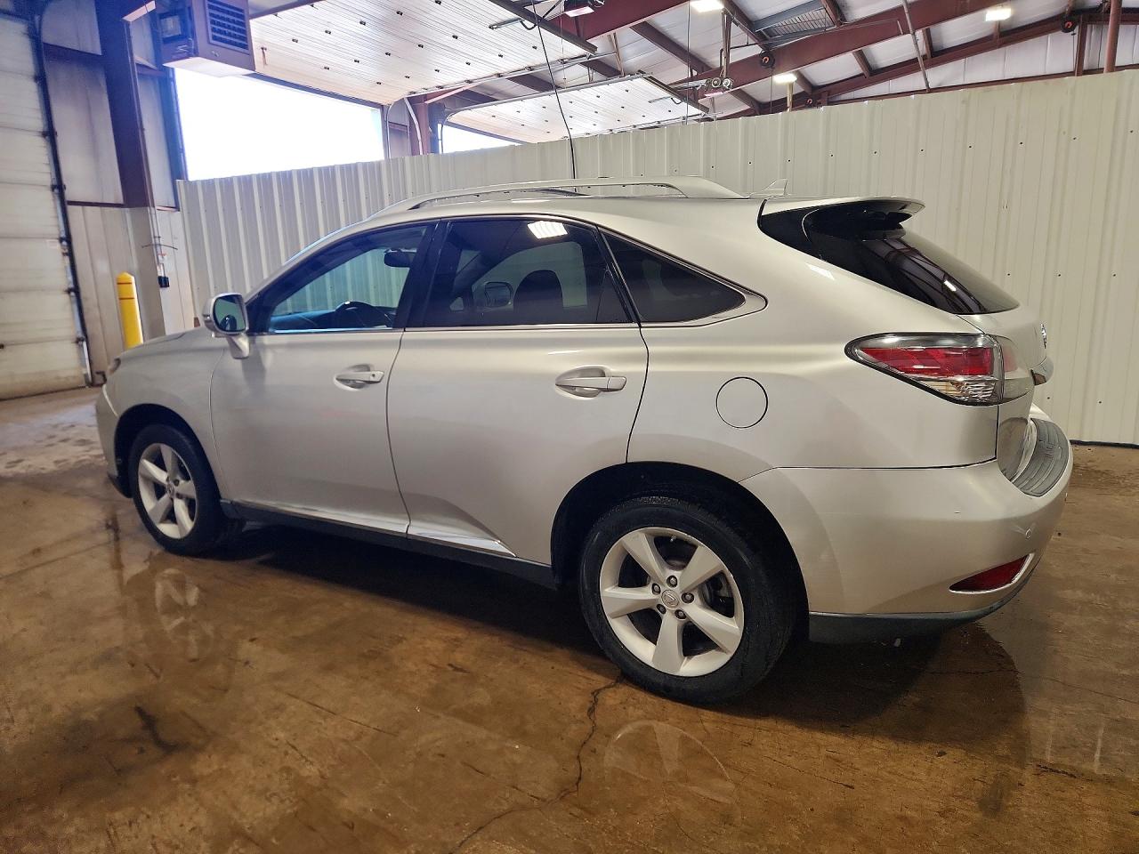 Lexus RX Base