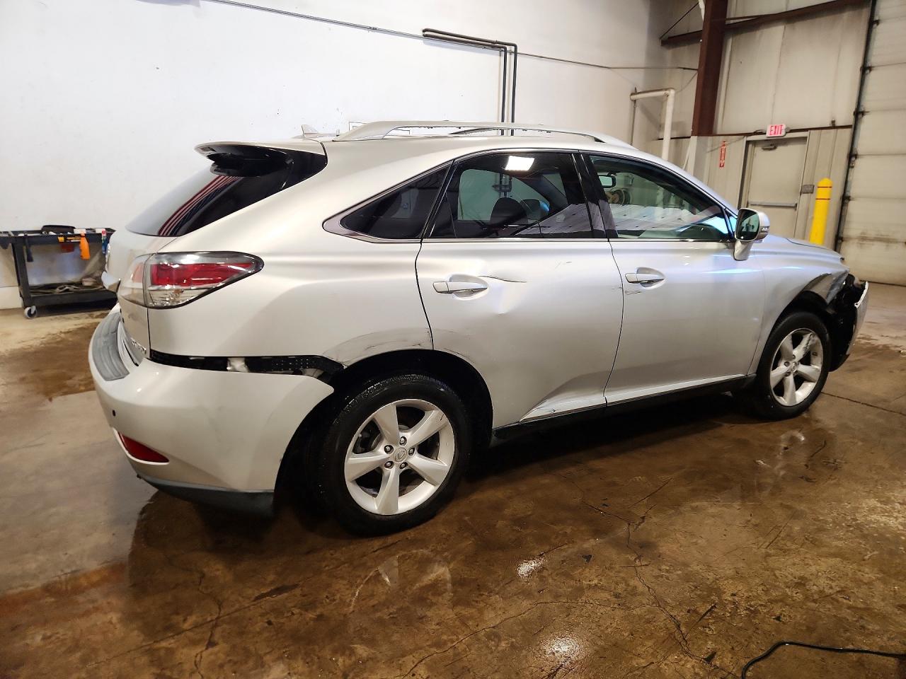 Lexus RX Base
