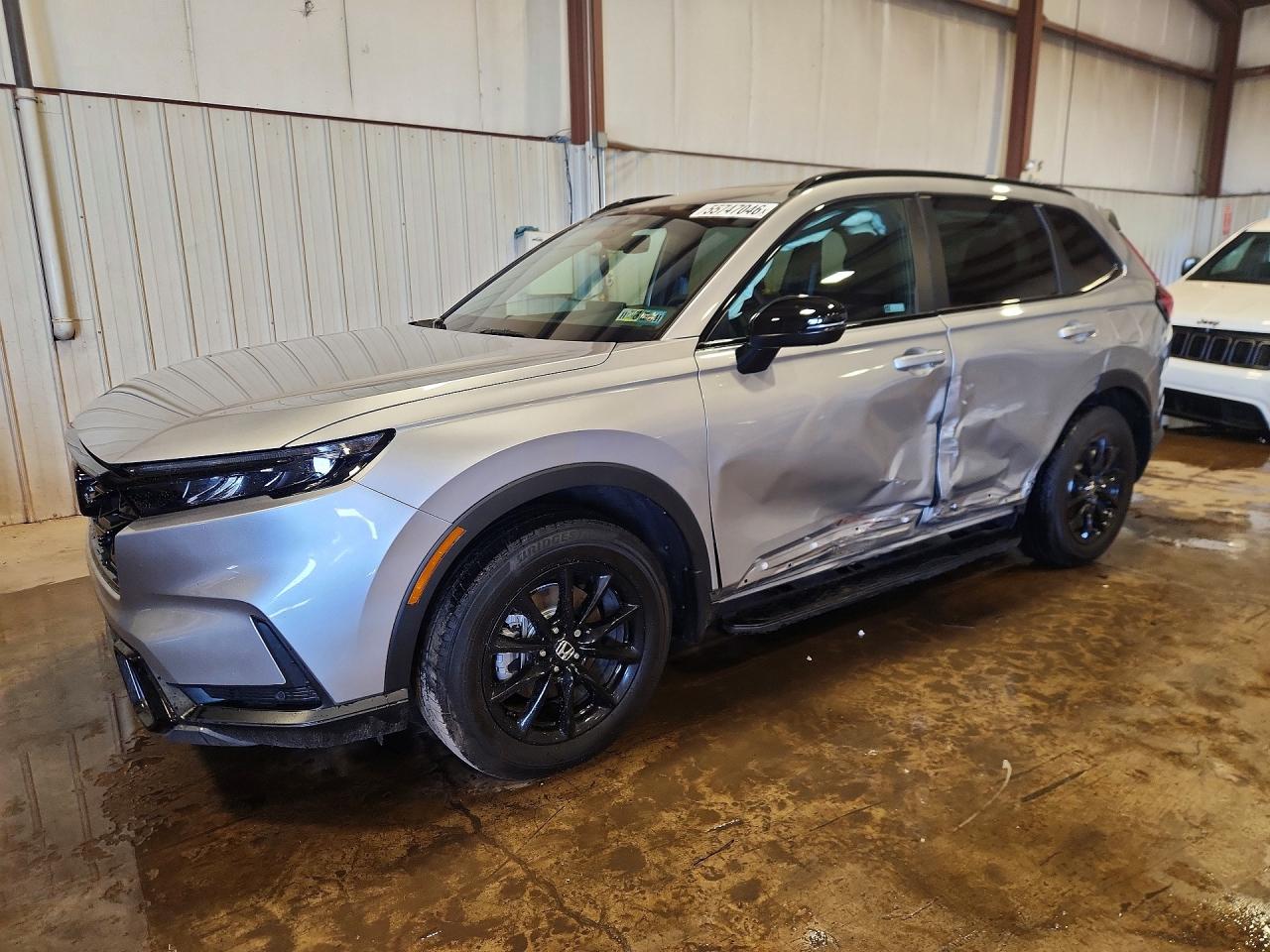 Salvage Honda Crv Image