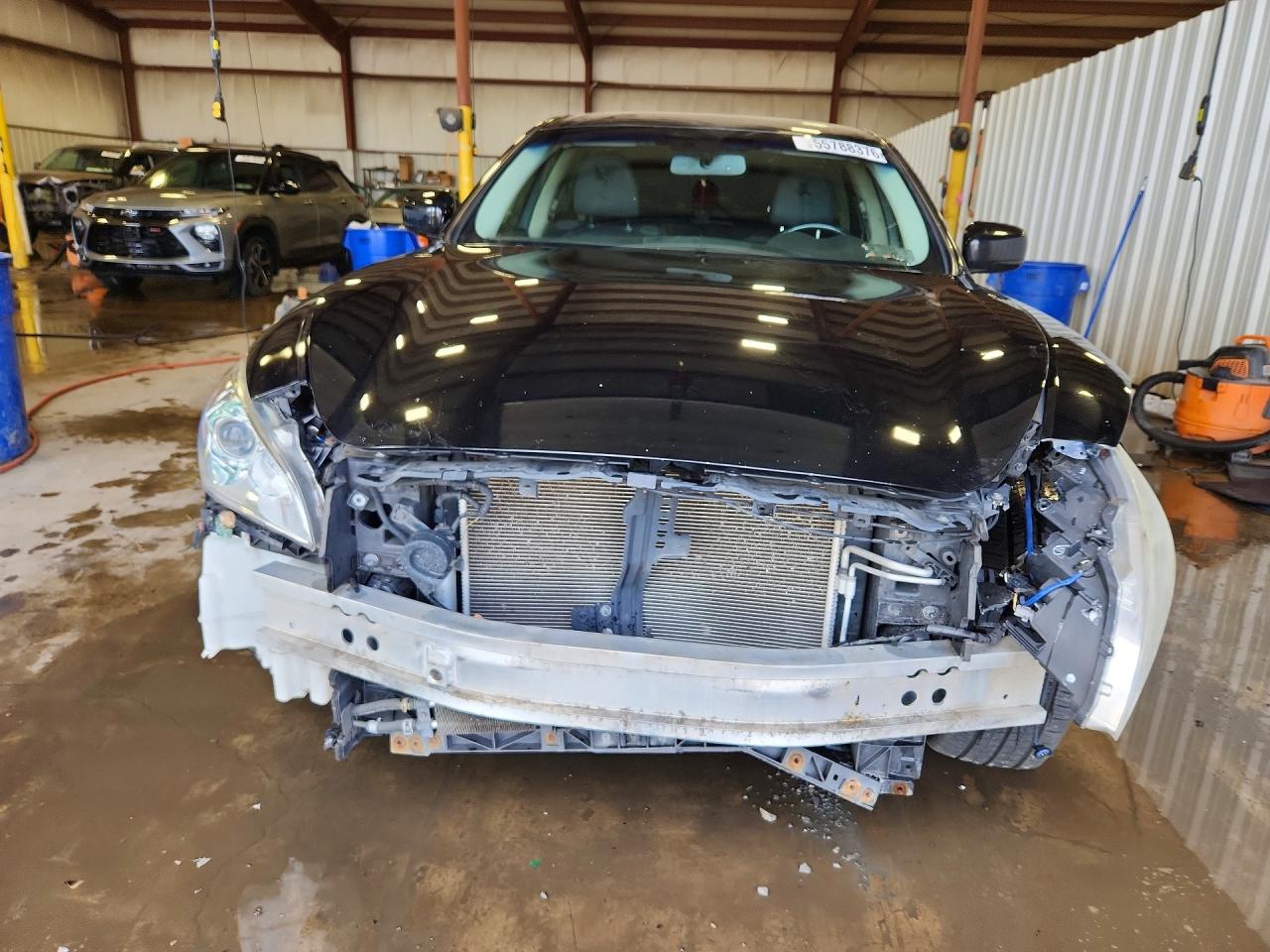 INFINITI M37 X