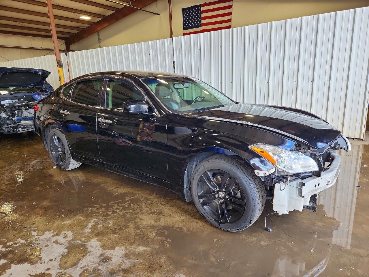 INFINITI M37 X