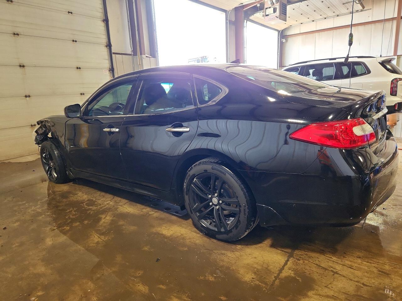 INFINITI M37 X
