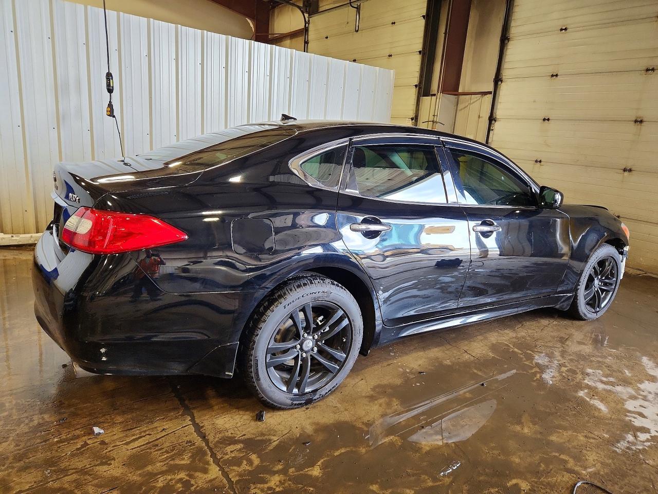 INFINITI M37 X