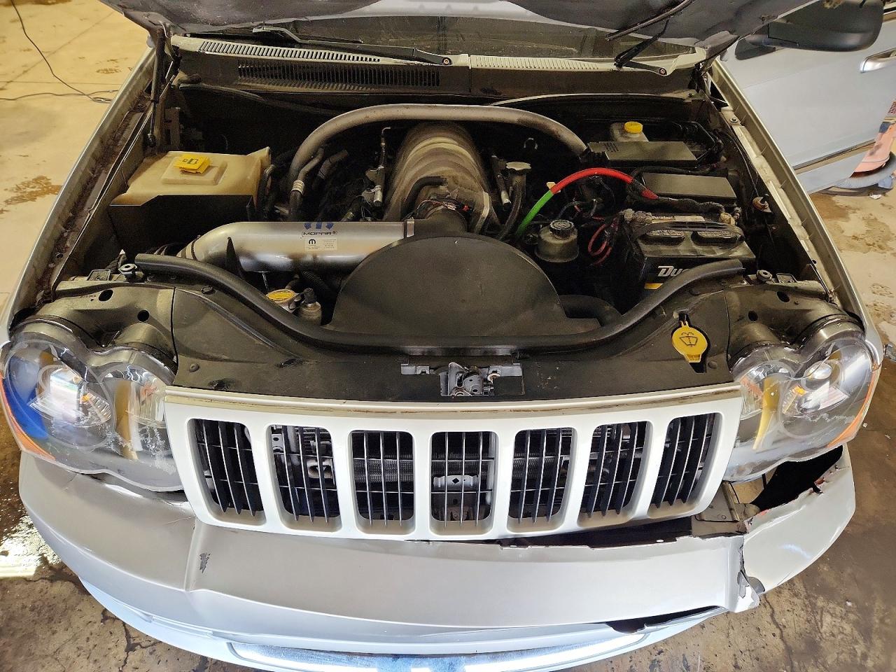 Jeep Cherokee Srt-8