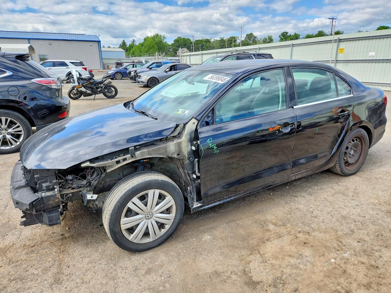 Salvage Volkswagen Jetta Image