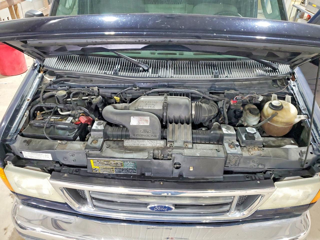Ford Econoline E250 Van