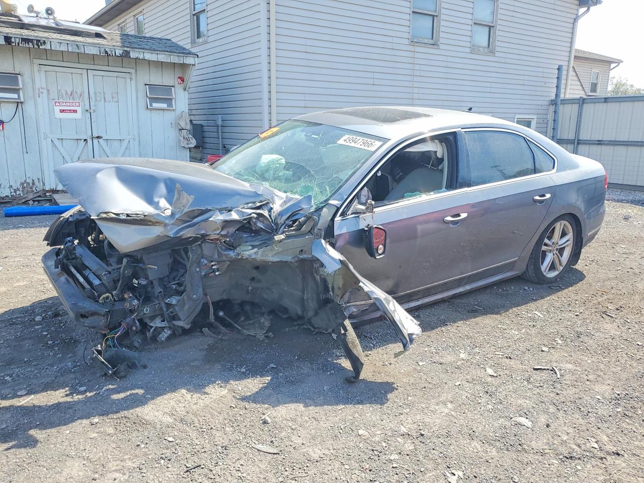 Salvage Volkswagen Passat Image