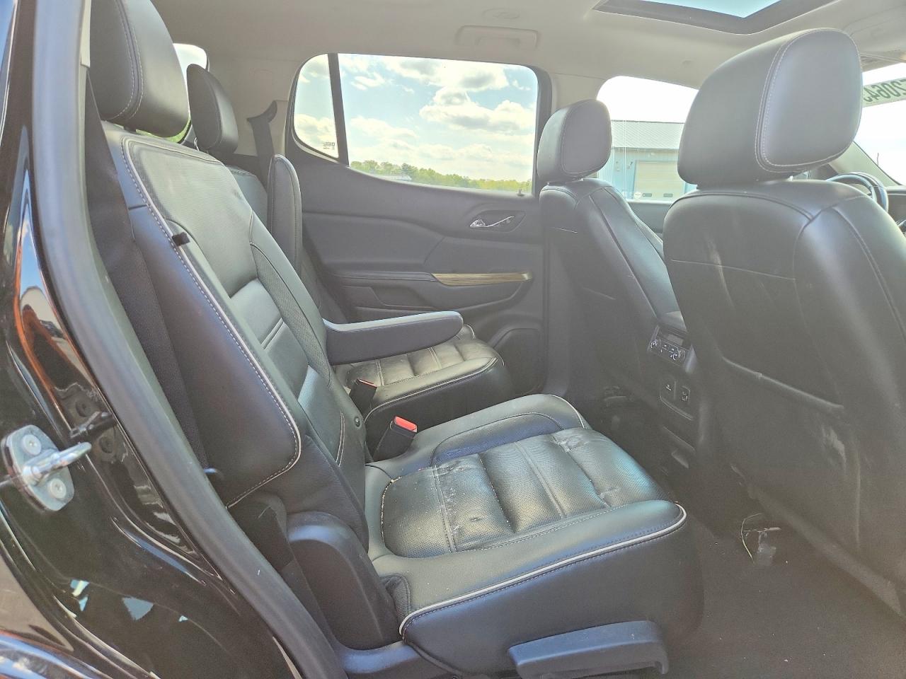 GMC Acadia Denali