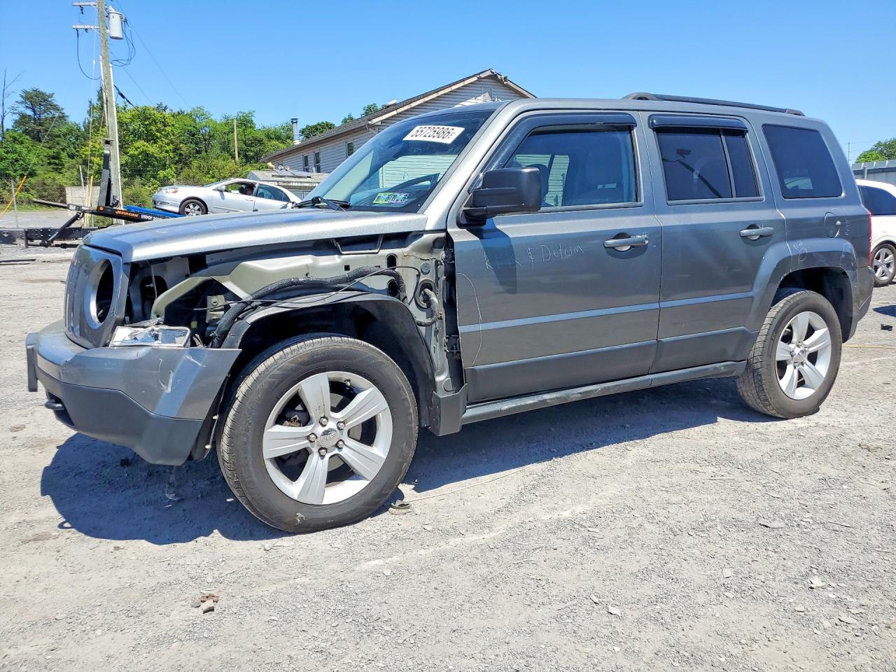 Salvage Jeep Patriot Image