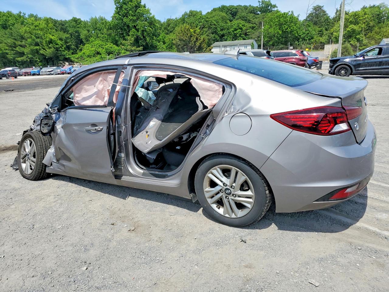 Hyundai ELANTRA Value Edition