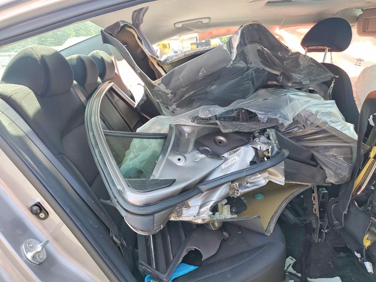 Hyundai ELANTRA Value Edition