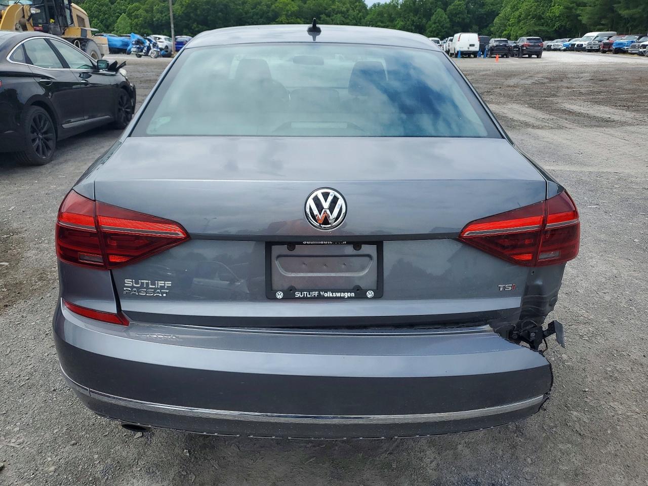 Volkswagen Passat S