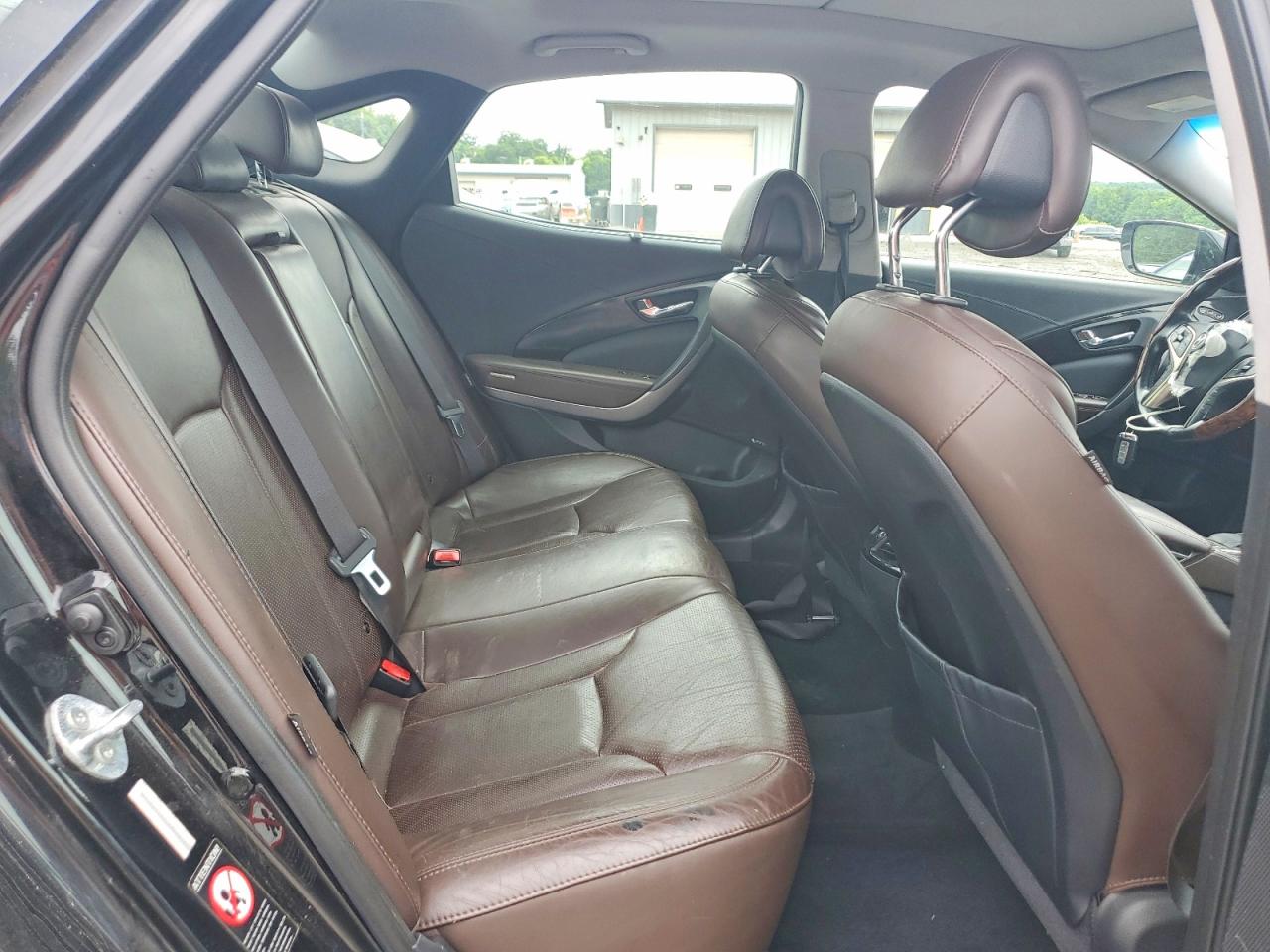 Hyundai Azera Base