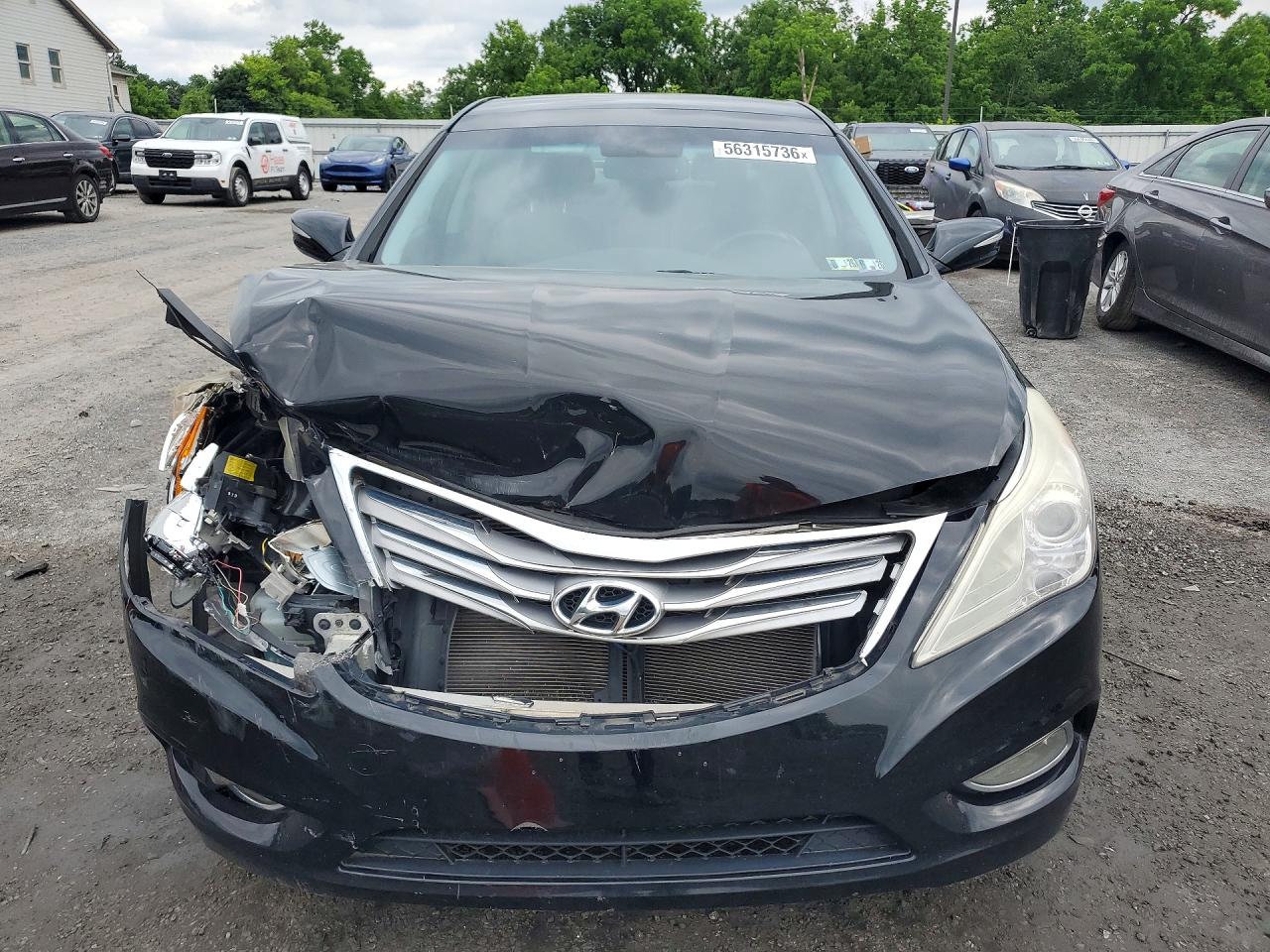 Hyundai Azera Base