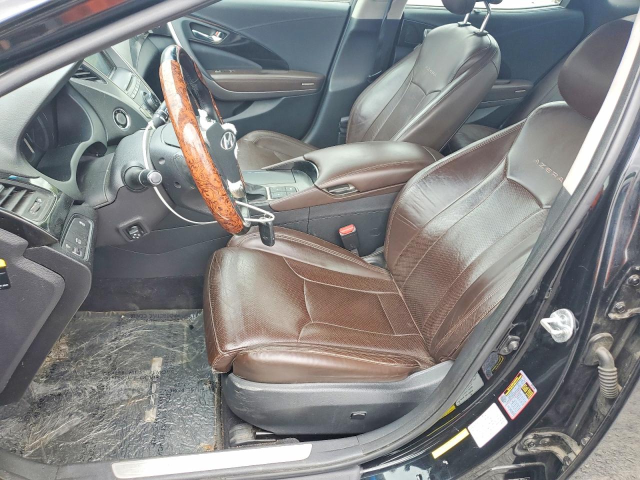 Hyundai Azera Base