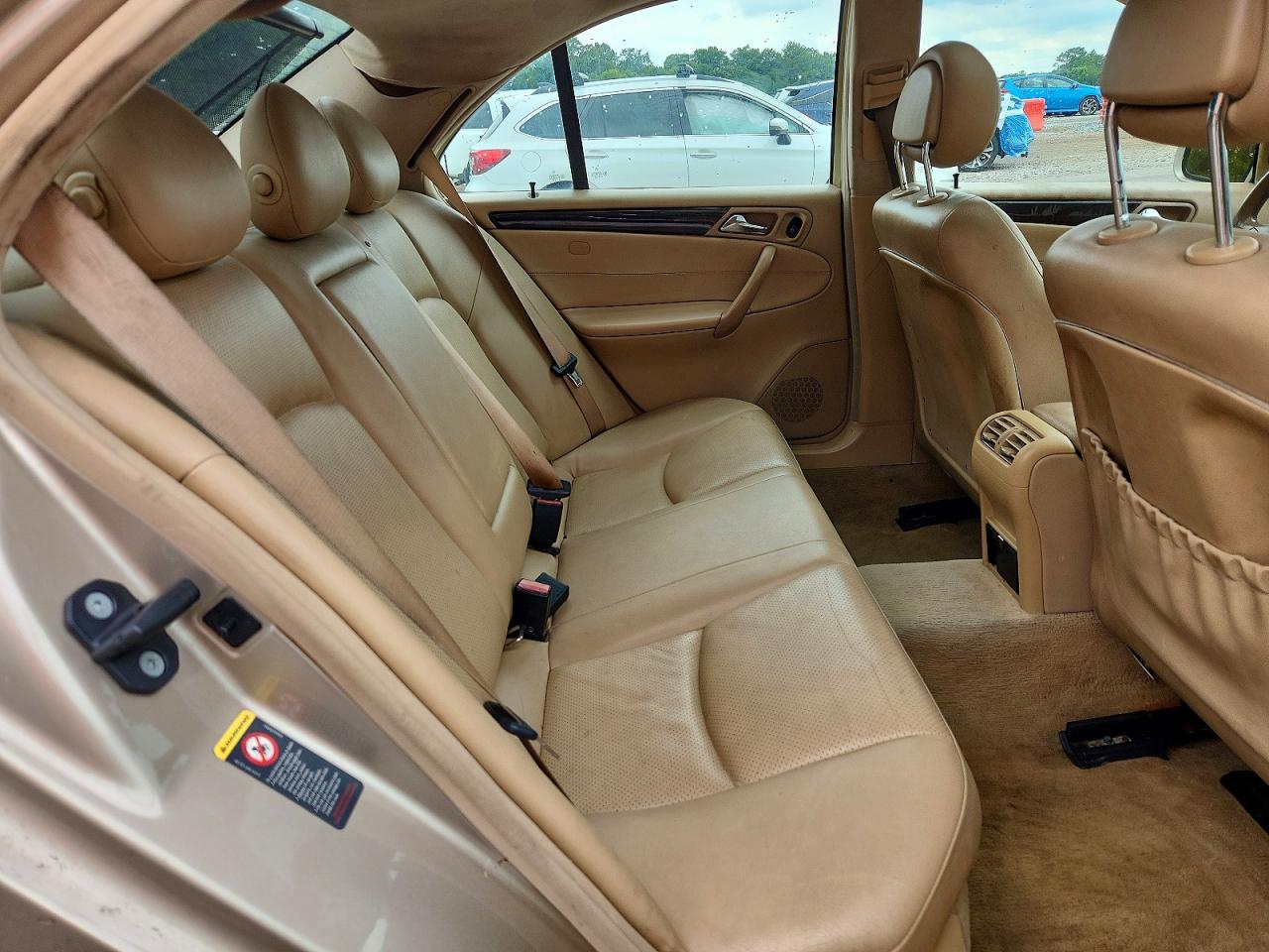 Mercedes-Benz C-Class 240