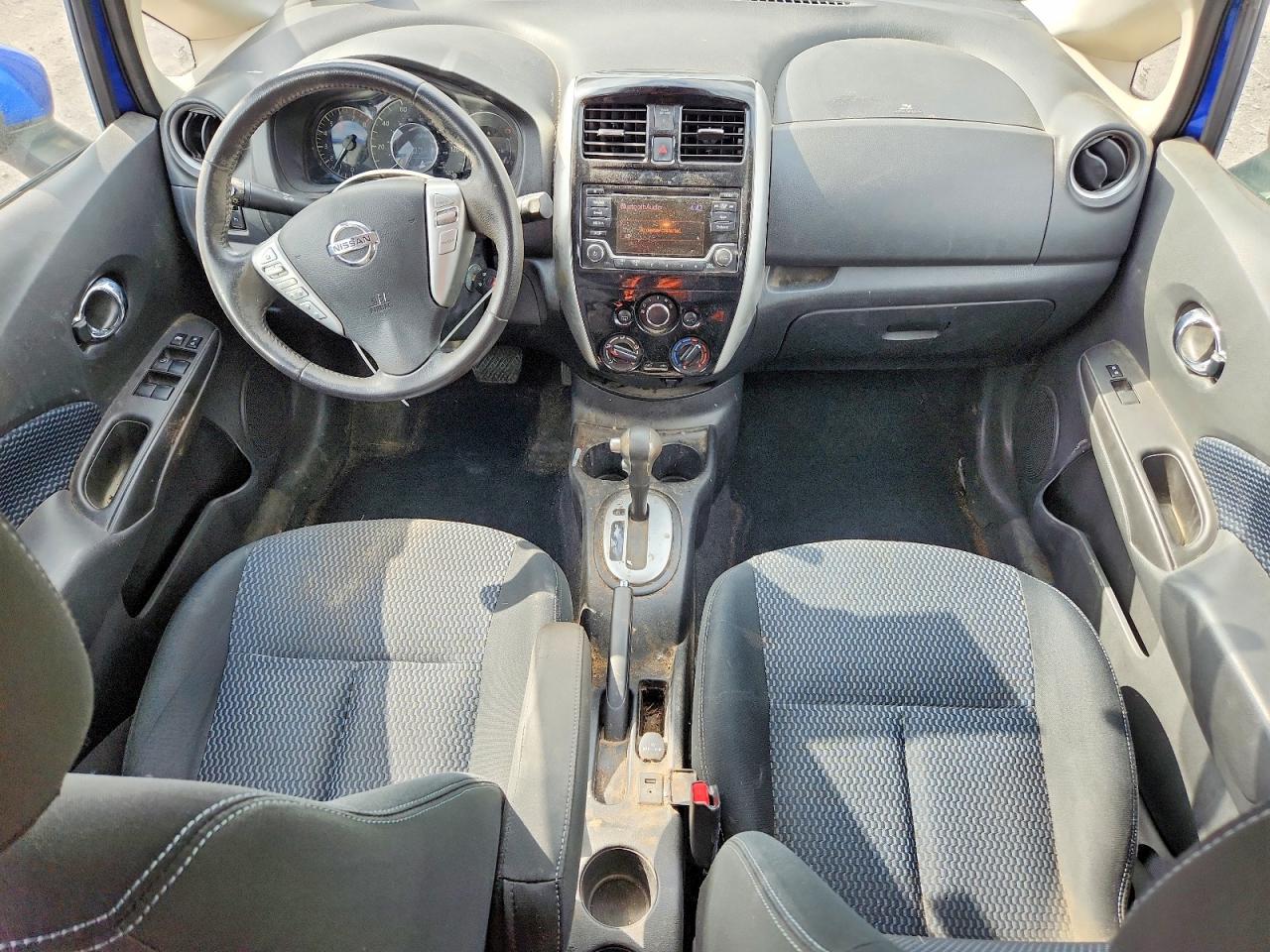 Nissan Versa Sv