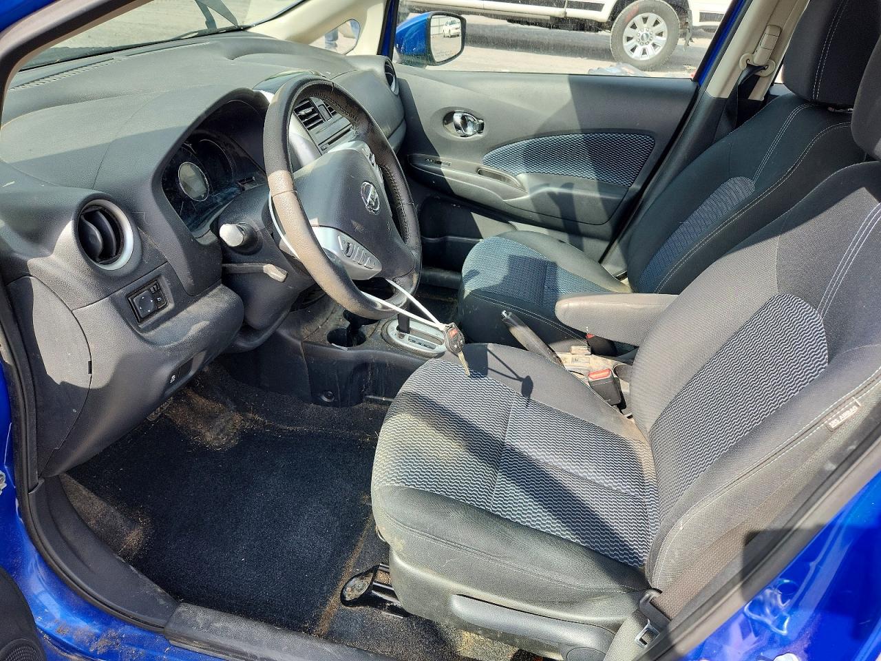 Nissan Versa Sv
