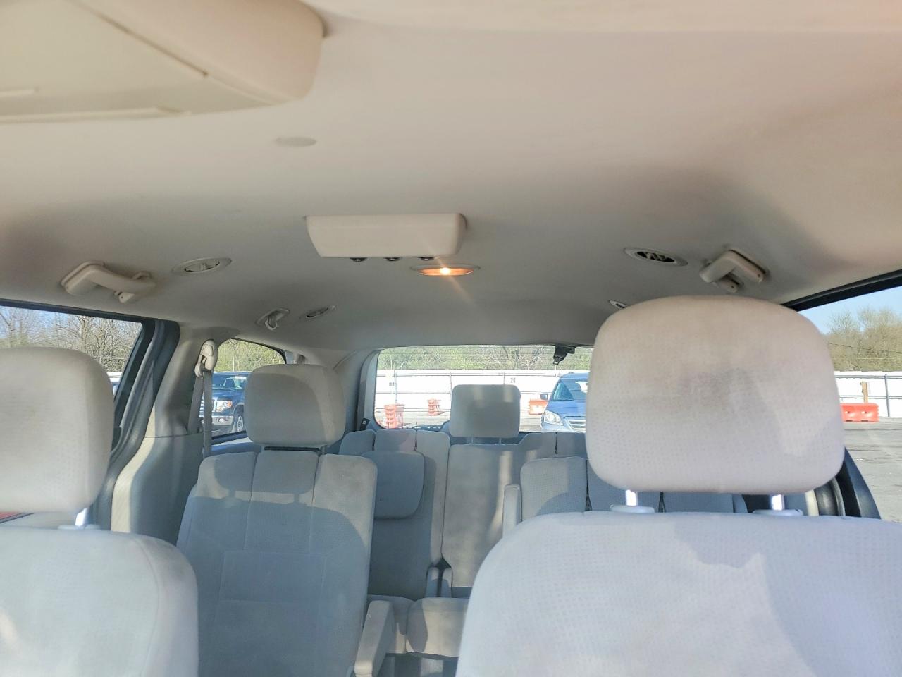 Dodge Caravan Sxt