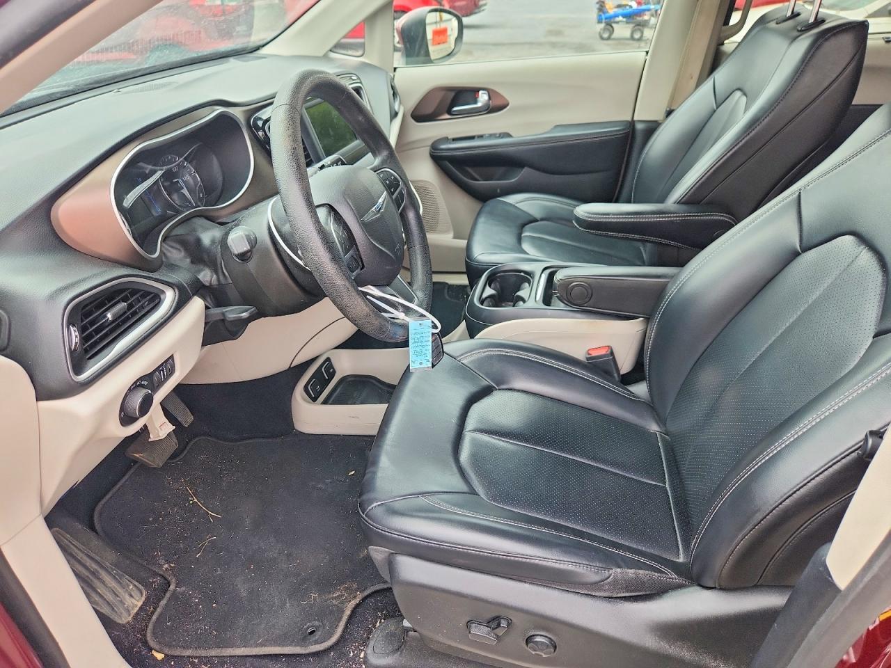 Chrysler Minivan Lxi