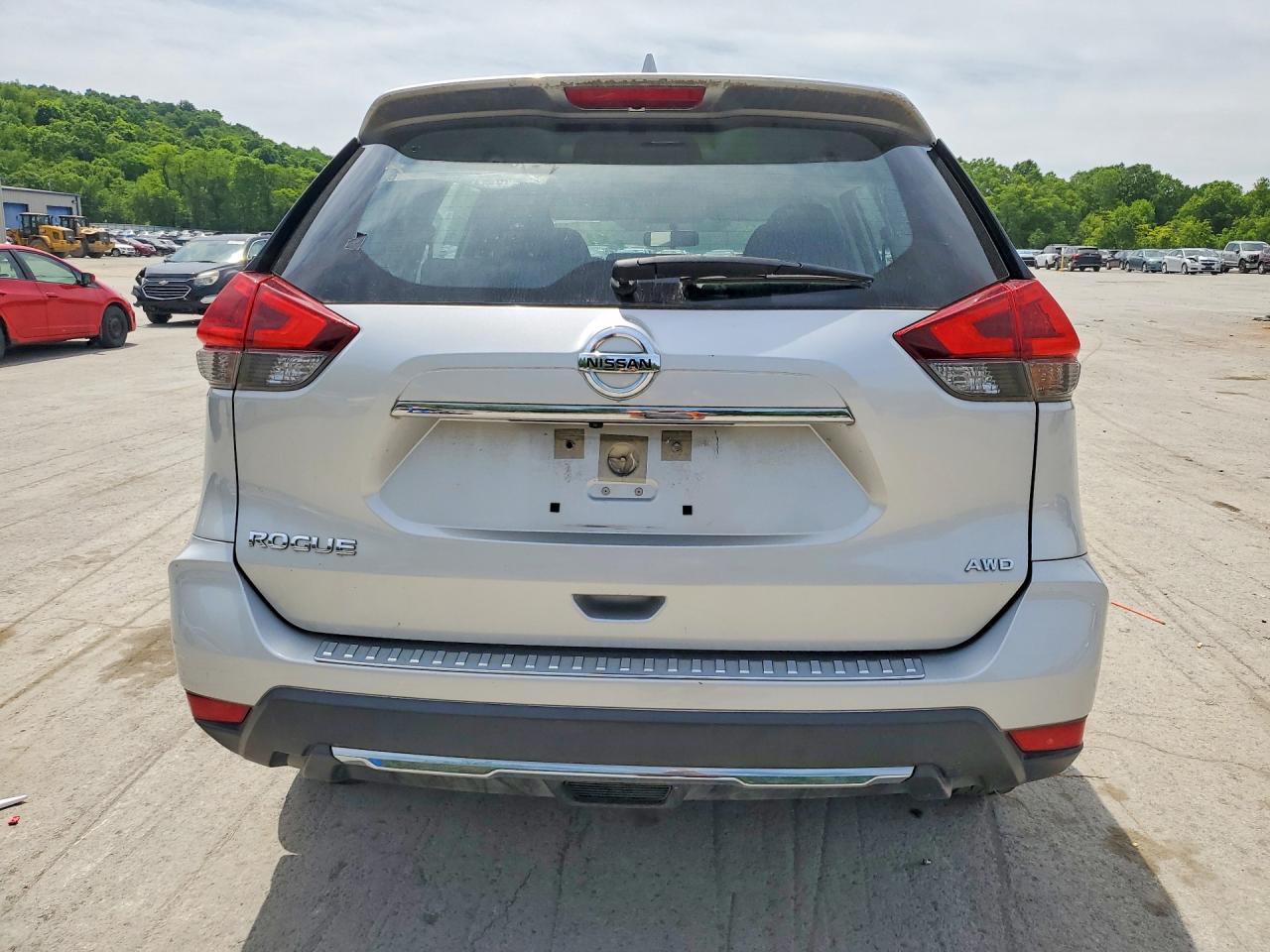 Nissan Rogue S