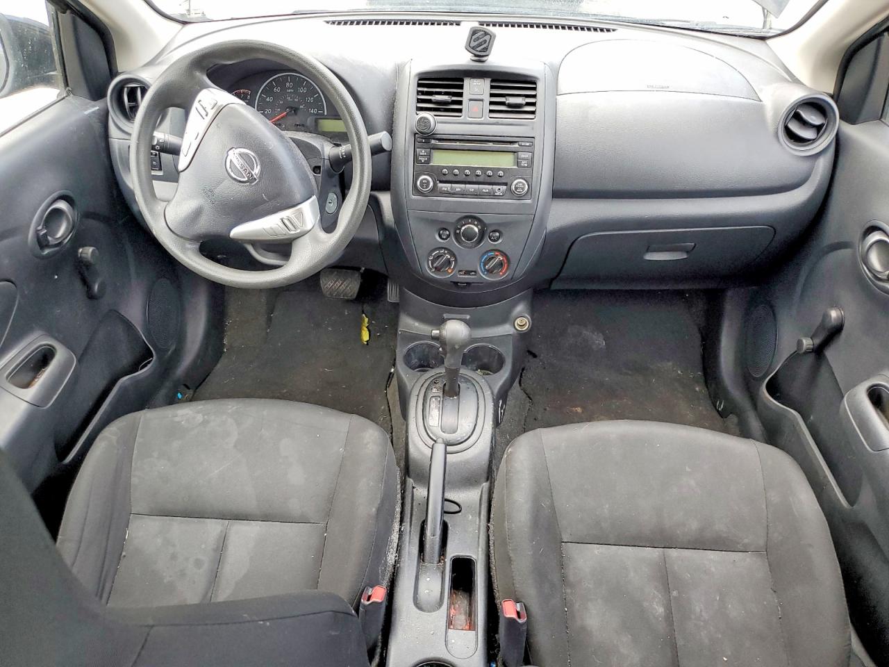 Nissan Versa 1.6 S Plus