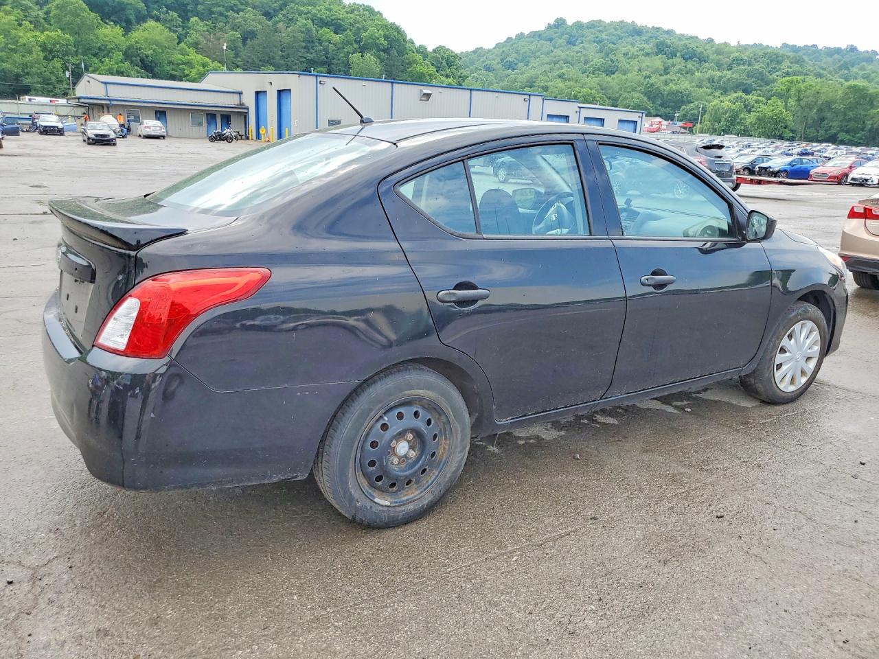 Nissan Versa 1.6 S Plus