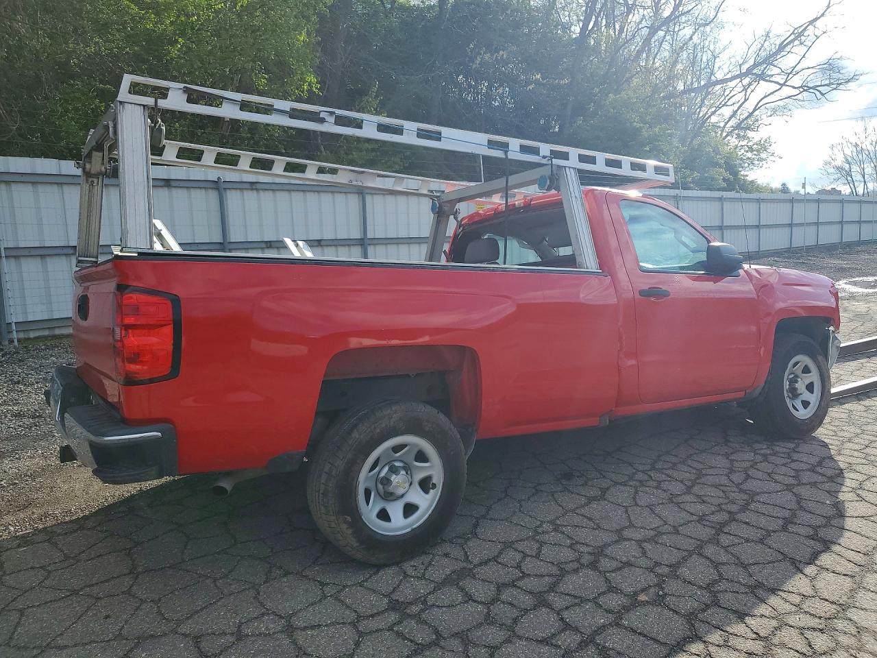 Chevrolet Silverado C1500