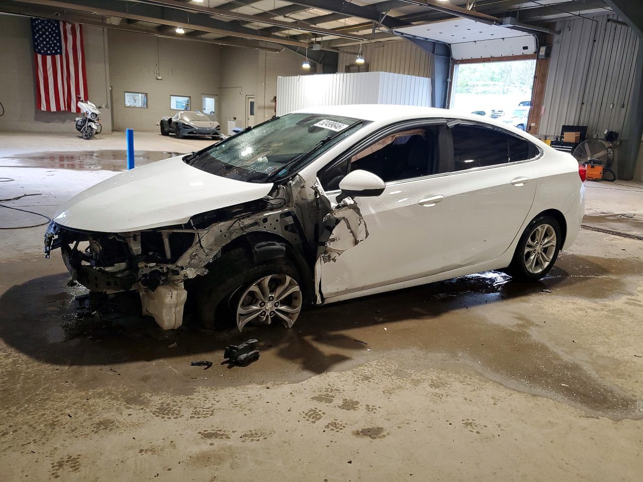 Salvage Chevrolet Cruze Image