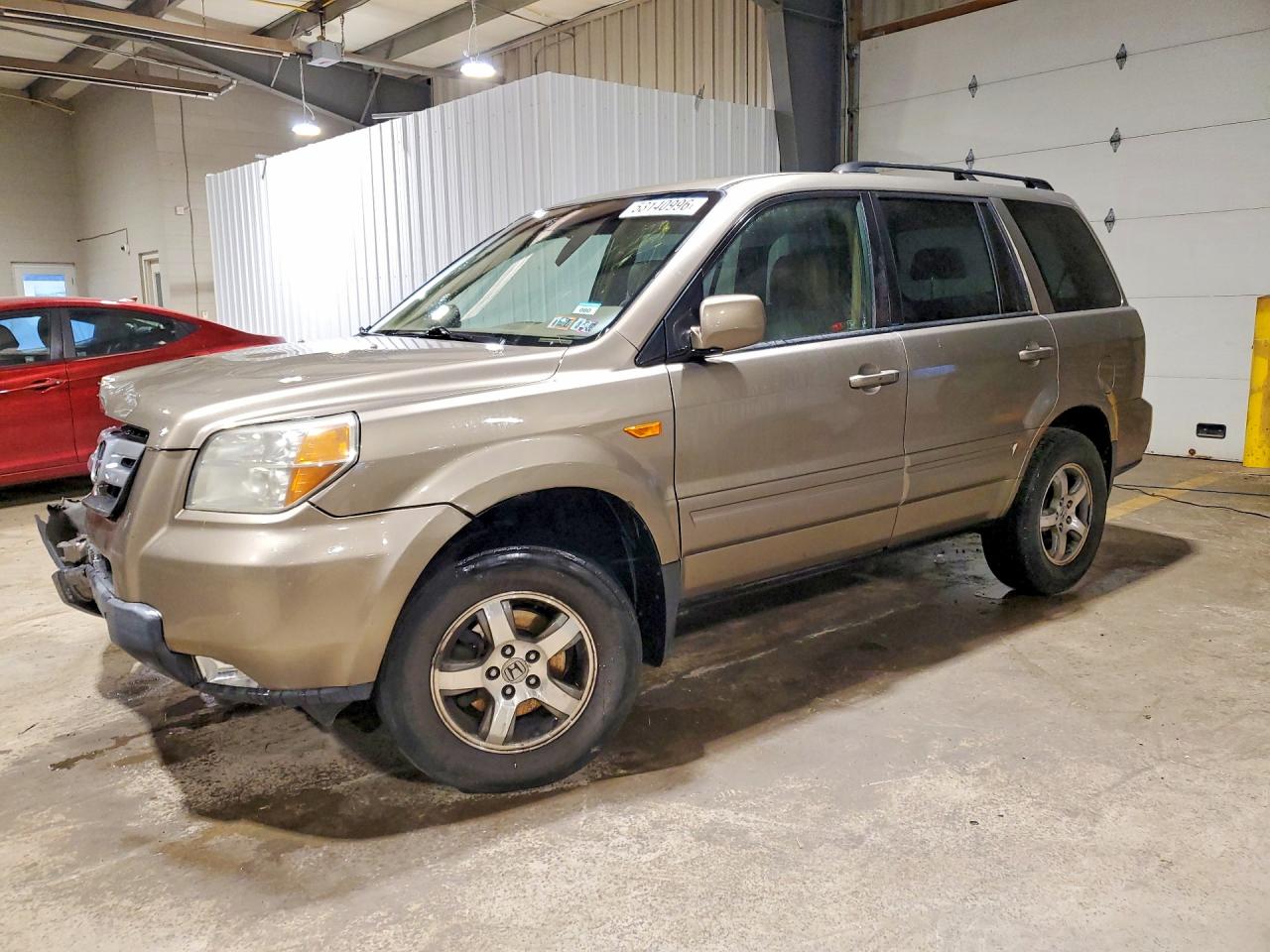 Salvage Honda Pilot Image