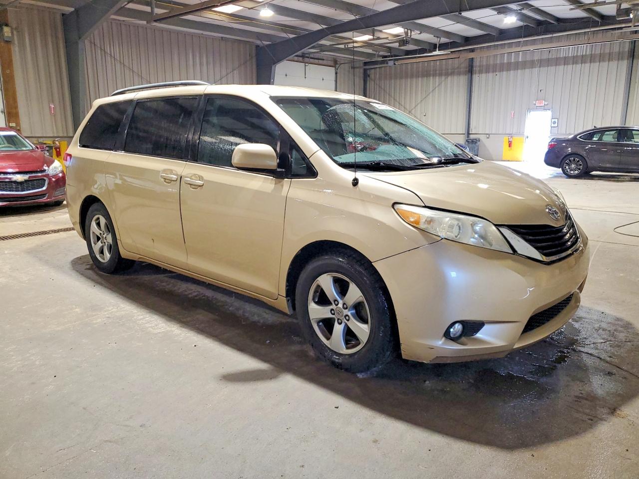 Toyota Sienna Le