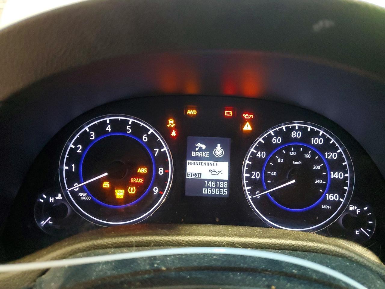 INFINITI G37 X