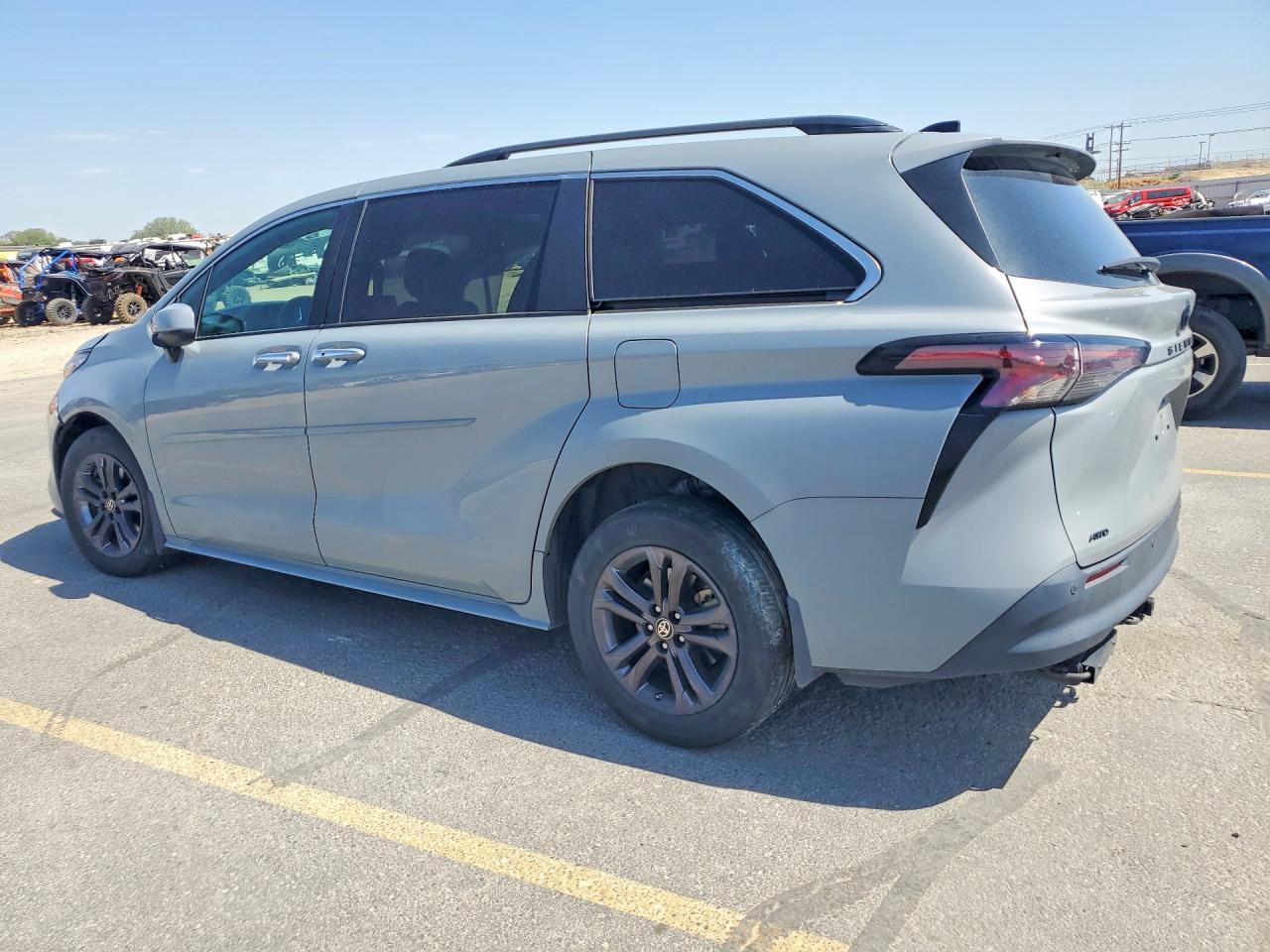 Toyota Sienna Woodland Edition