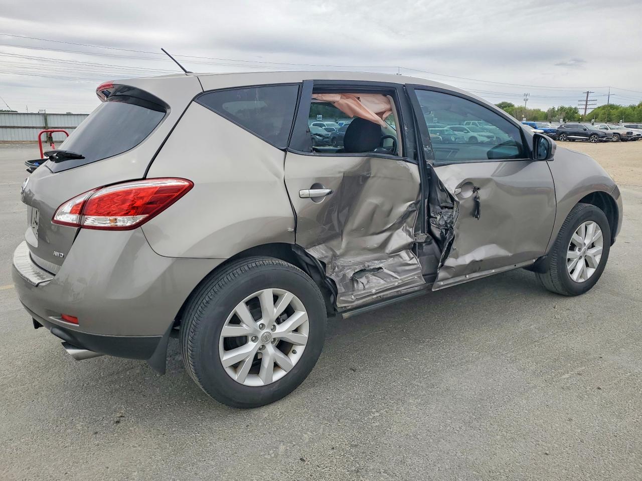 Nissan Murano S