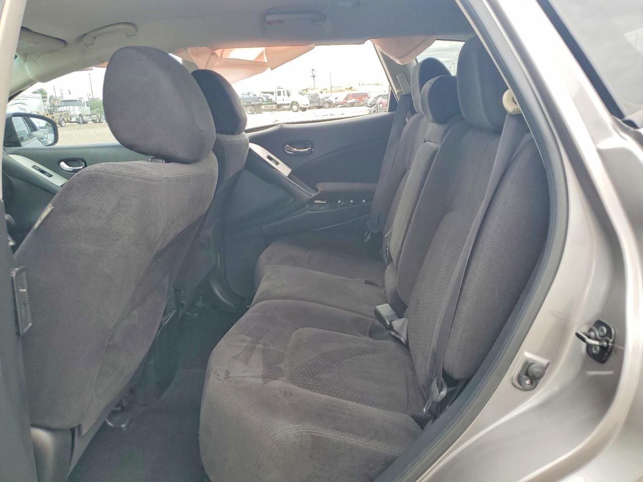 Nissan Murano S