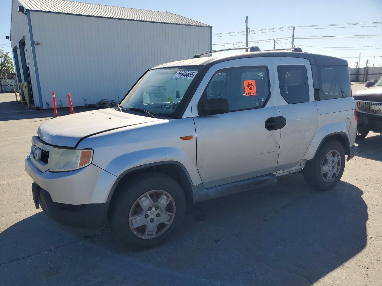 Salvage Honda Element Image