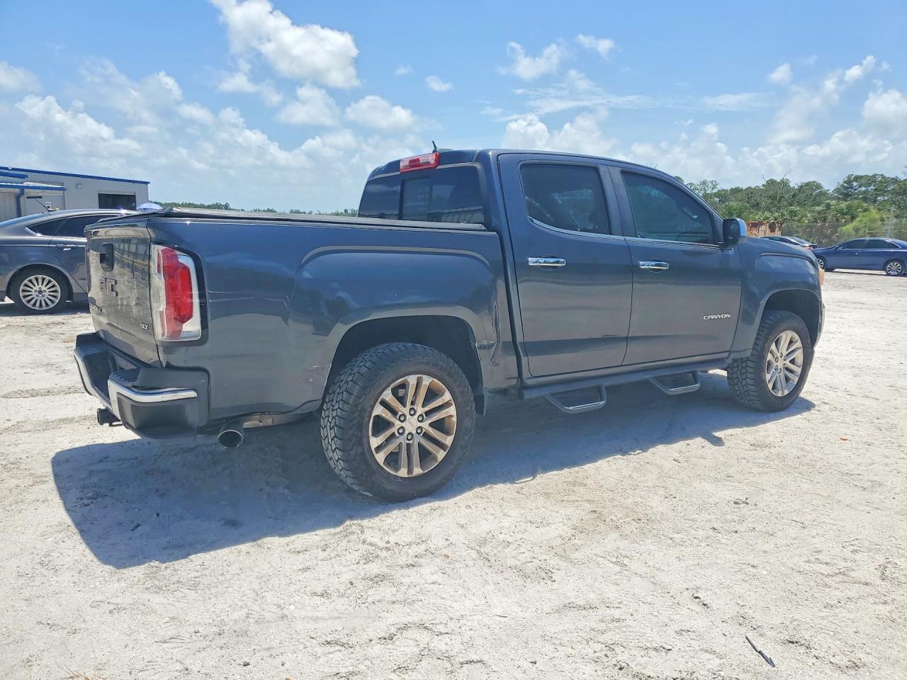 GMC Canyon Slt