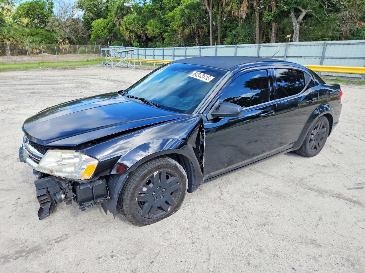 Salvage Dodge Avenger Image