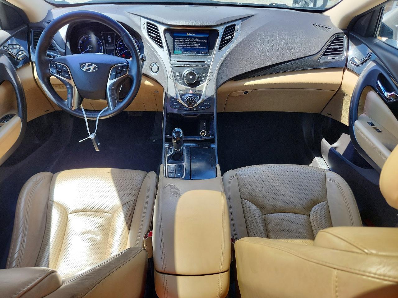 Hyundai Azera Base