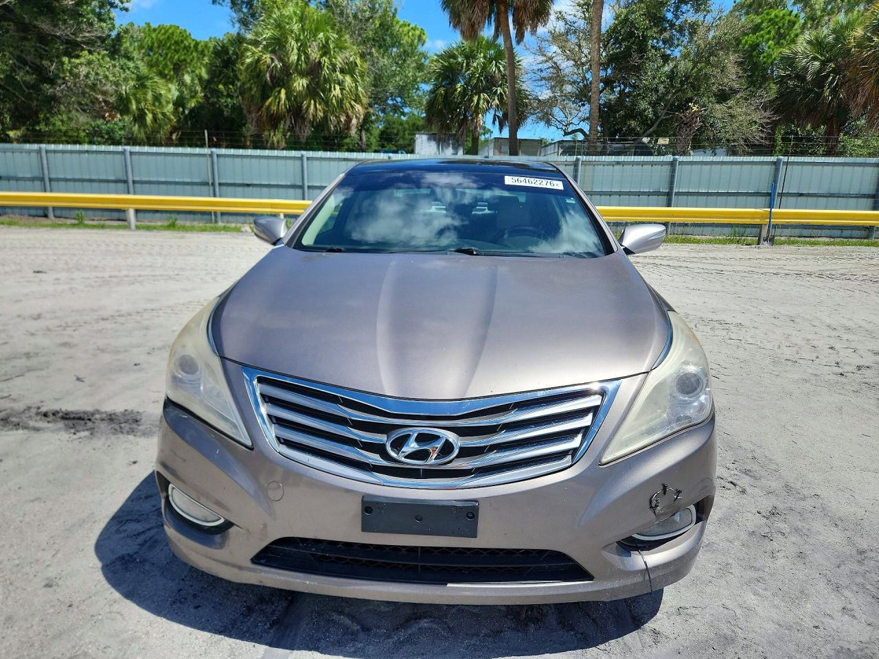 Hyundai Azera Base