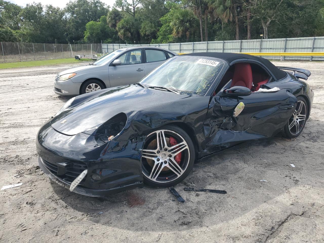 Salvage Porsche 911 Image