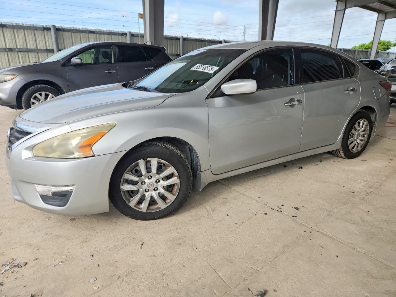Salvage Nissan Altima Image
