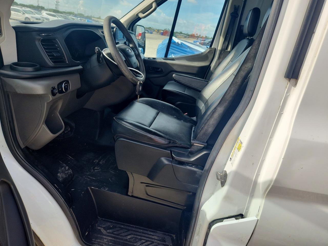 Ford Transit T-250