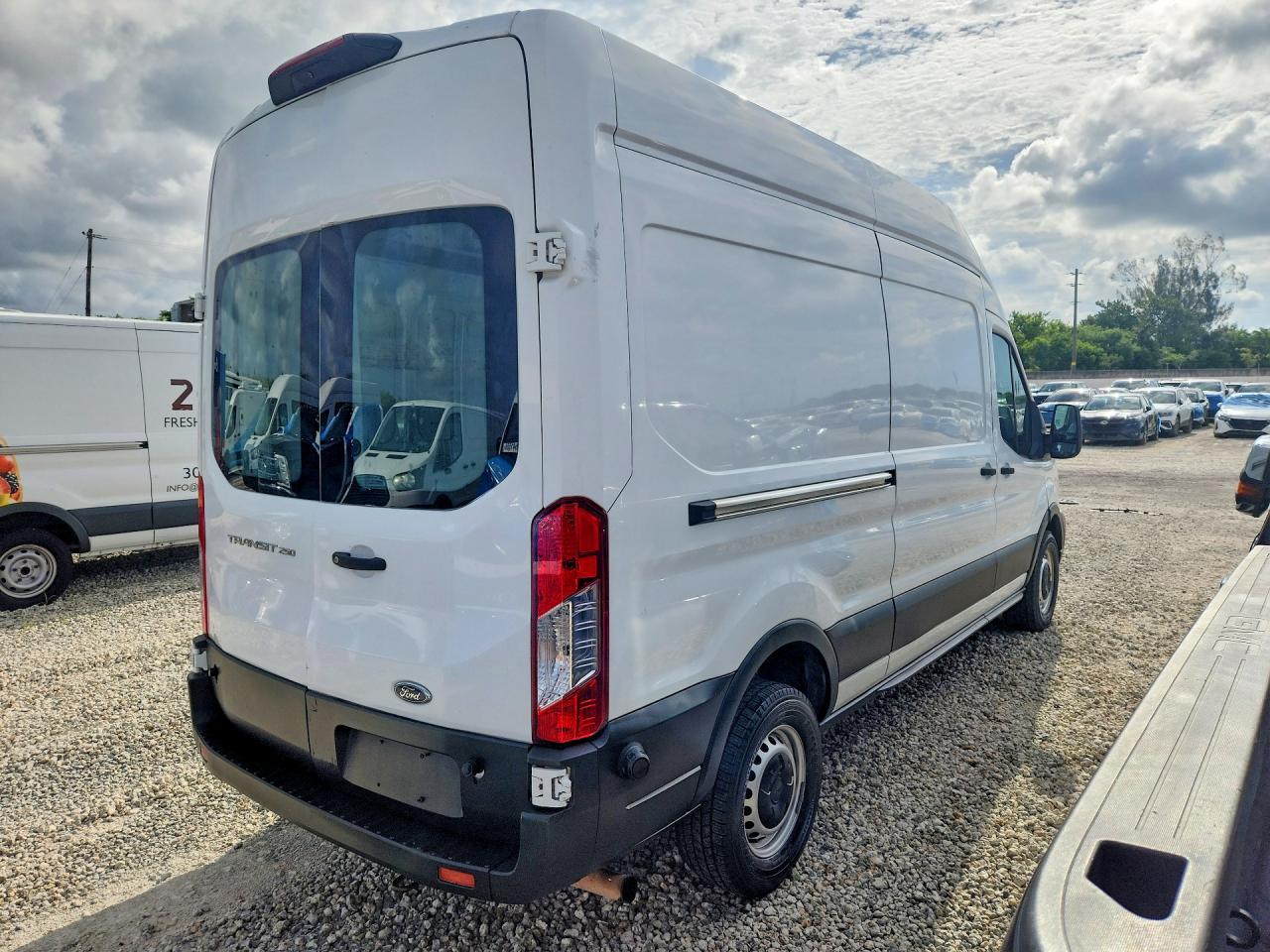 Ford Transit T-250