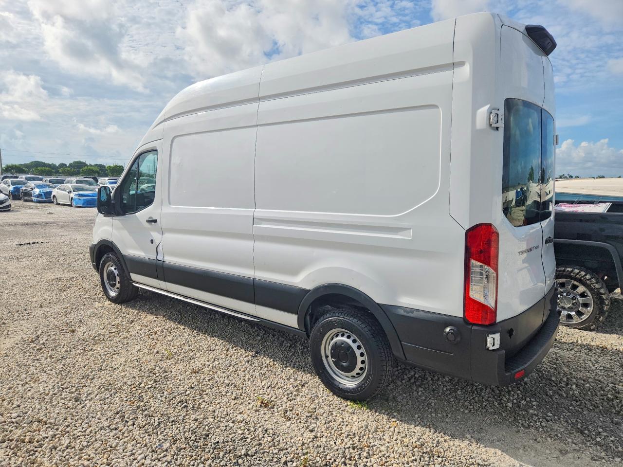 Ford Transit T-250
