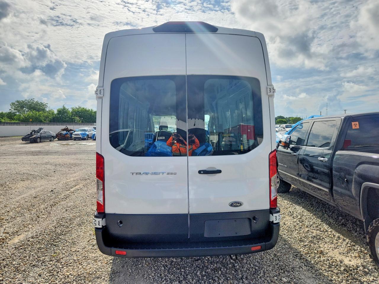 Ford Transit T-250