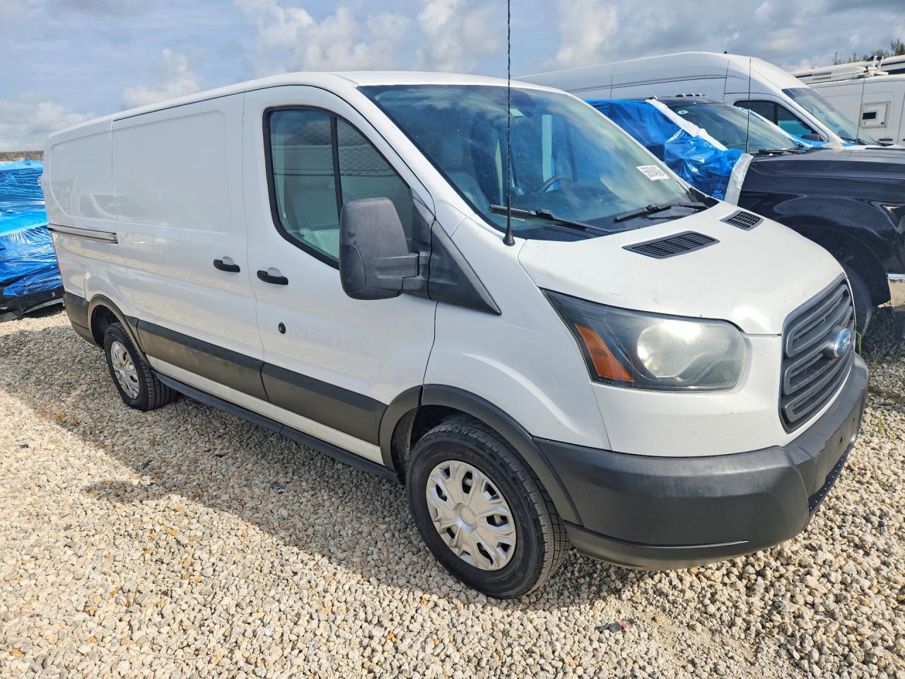 Ford Transit T-150